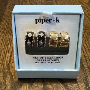 Set of 2 Hoop Earrings, black and gold